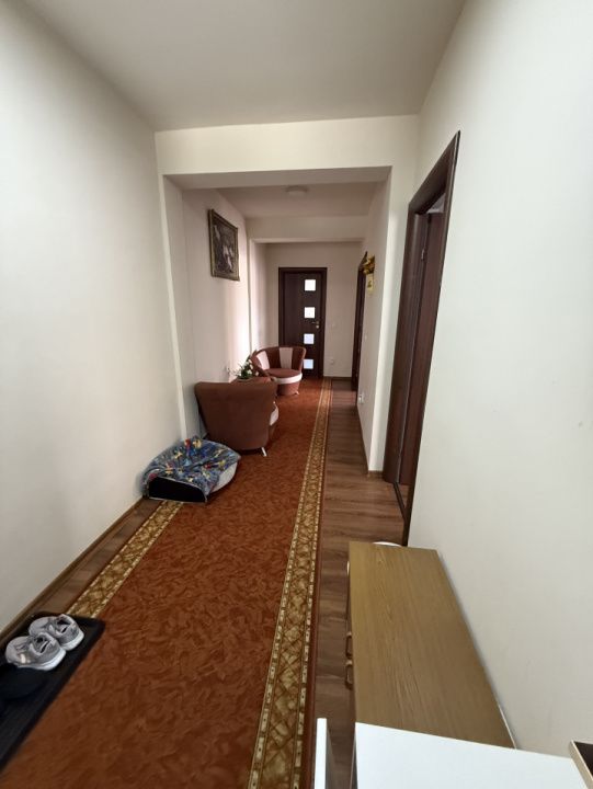 Casa alipită, 208mp utili, 304mp teren, zona PETROM, Baciu – fotografia 10 din 13