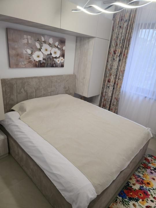 Apartament cu 2 camere de închiriat etaj 2 zona Ostroveni Rm Vâlcea – fotografia 1 din 9