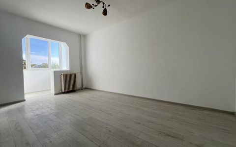 Apartament 1 camera, 22 mp, balcon, etaj 2, renovat - zona Dambovita