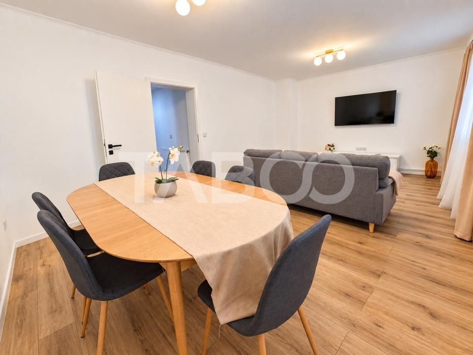 Casa individuala la prima inchiriere 4 camere terasa curte Sura Mica – fotografia 2 din 25