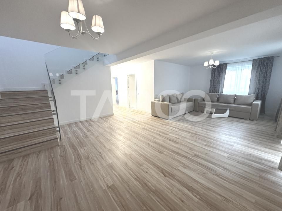 Casa individuala de inchiriat 6 camere 3 bai curte Tineretului Sibiu – fotografia 1 din 16