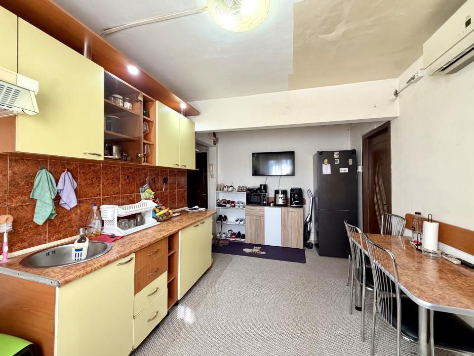 Apartament spatios cu 3 camere, 65 mp utili, etaj 4- zona  Circumvalatiunii – fotografia 1 din 11
