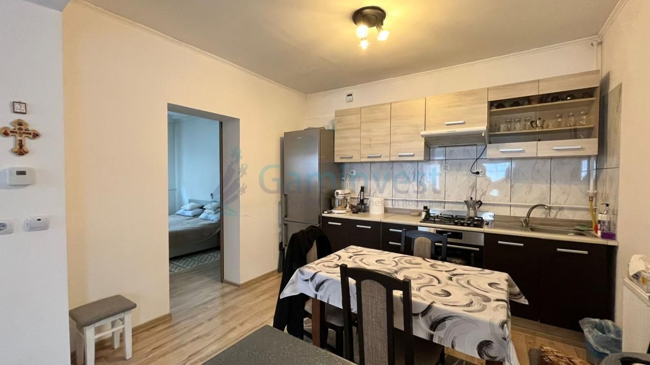 Casa cu 4 camere de vanzare in Oradea, zona Gutenberg – fotografia 13 din 14