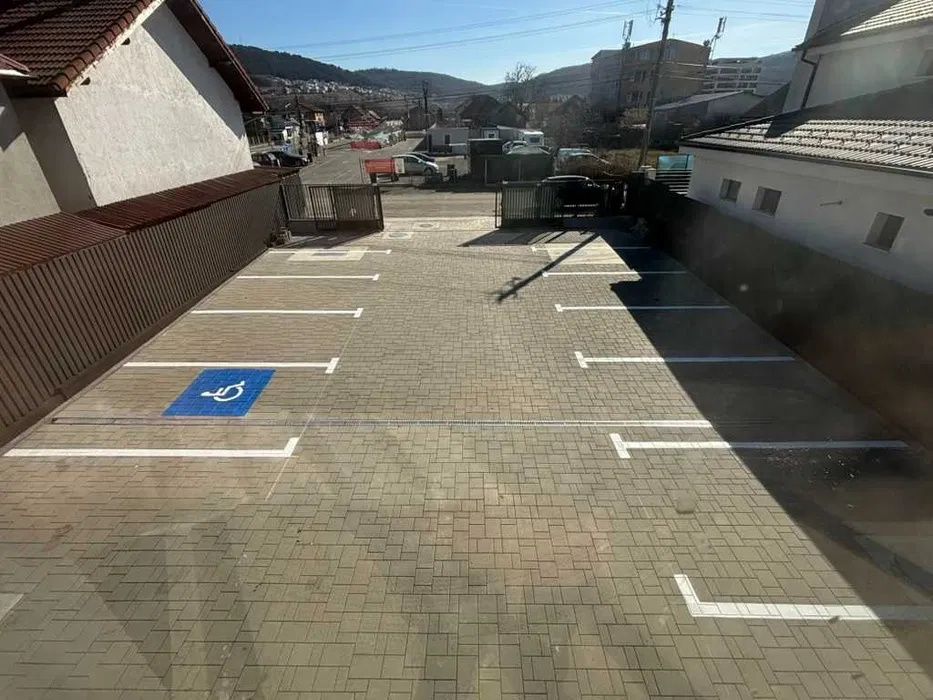 Spațiu comercial / birouri | 162mp | 5 parcări | zona Oncos / Muzeul Apei – fotografia 5 din 6