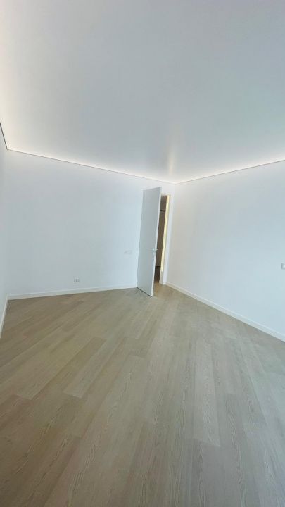 Studio Premium de vanzare | Cortina North | Persoana Fizica | Chirias Activ – fotografia 3 din 7