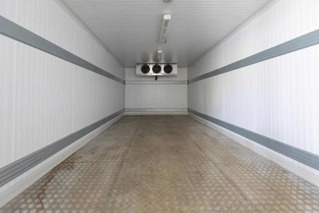 Proprietate de vânzare pentru investiție–teren 3874mp+construcții 989mp, Bacău – fotografia 17 din 47