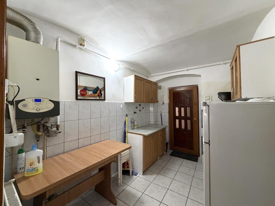 Apartament cu 1 camera, 33mp utili, demisol inalt-Zona Balcescu – fotografia 4 din 8