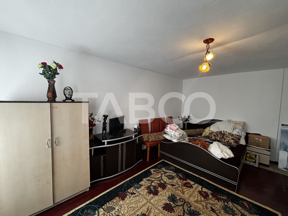 Casa  cu gradina de vanzare  si curte + pivnita zona Terezian Sibiu – fotografia 4 din 14