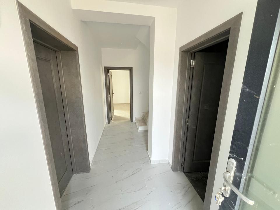 Casa-Duplex-4 camere-2 bai-110mp-Teren 500mp-Izvor-Tarlungeni – fotografia 8 din 15