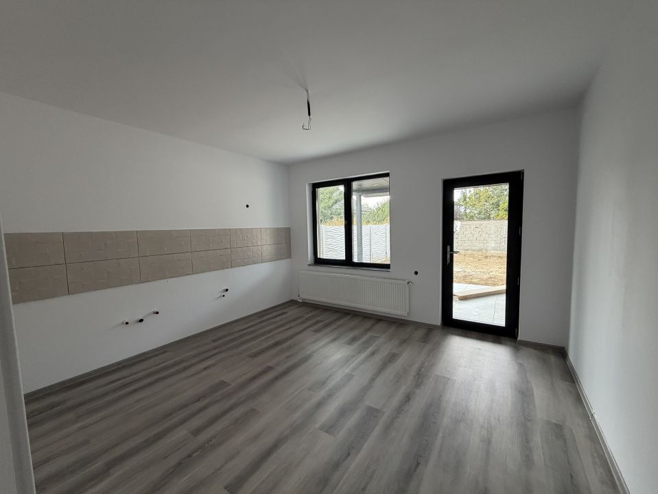 Casa parter, 96,93mp utili, teren 498mp, Preajba , zona Capsunarie – fotografia 9 din 14