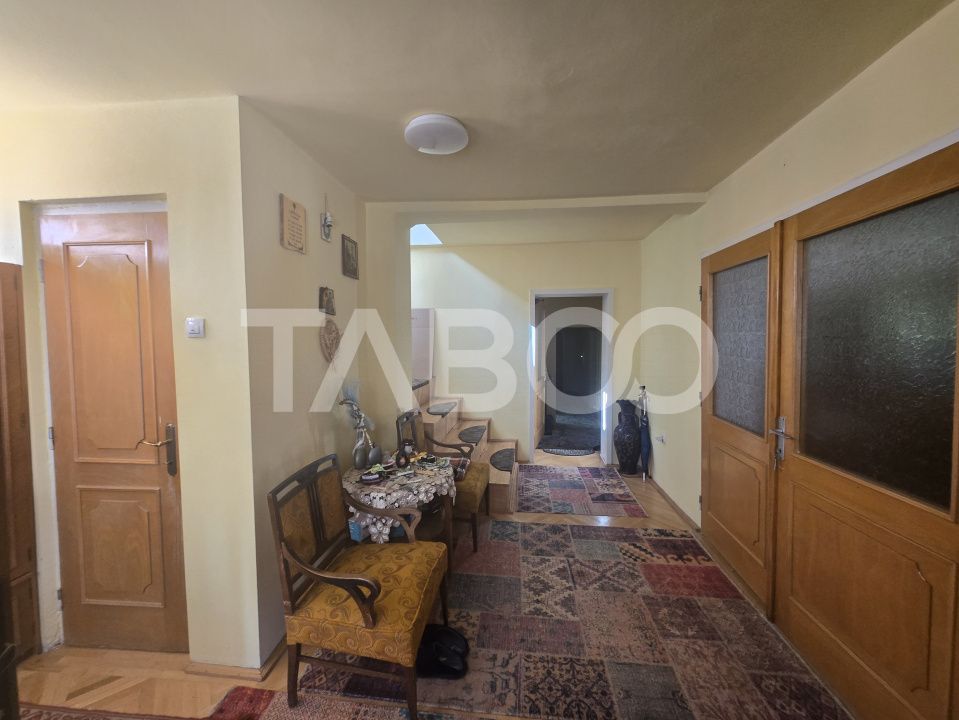 Casa de vanzare 260mp 7 camere curte 113mp in zona Trei Stejari Sibiu – fotografia 6 din 11