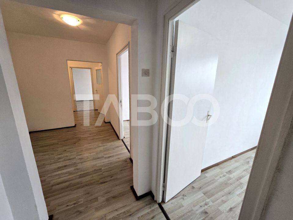 Apartament decomandat de vanzare cu 3 camere balcon zona Mihai Viteazu – fotografia 18 din 19