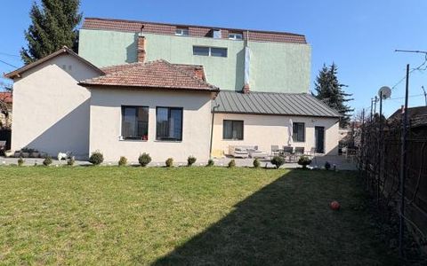 Oportunitate rară în Gheorgheni Casă renovată, teren cu front la două străzi