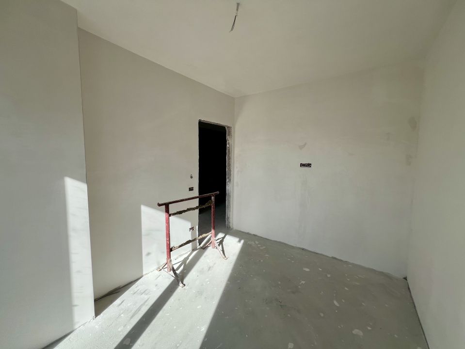 Duplex spatios, 5 camere, 102 mp utili, teren 285 mp - Ghiroda – fotografia 5 din 12
