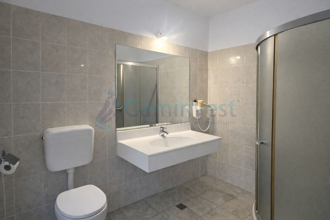 Cladire pentru birouri, cabinete sau spatiu comercial ultracentral, Oradea – fotografia 12 din 20