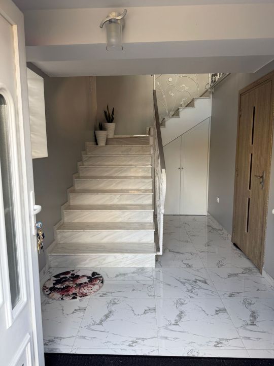 CASA ELEGANTA CU TEREN 1500MP,ZONA PETROM – fotografia 16 din 22