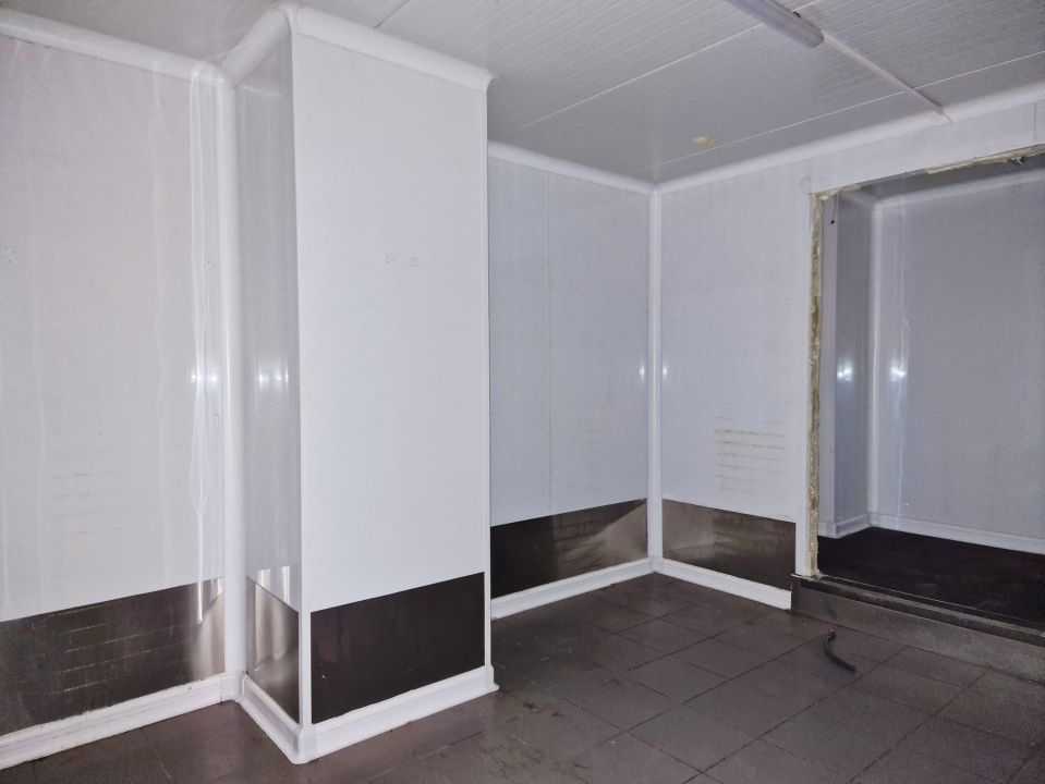 Spatiu cu destinatie alimentatie publica – fotografia 11 din 15
