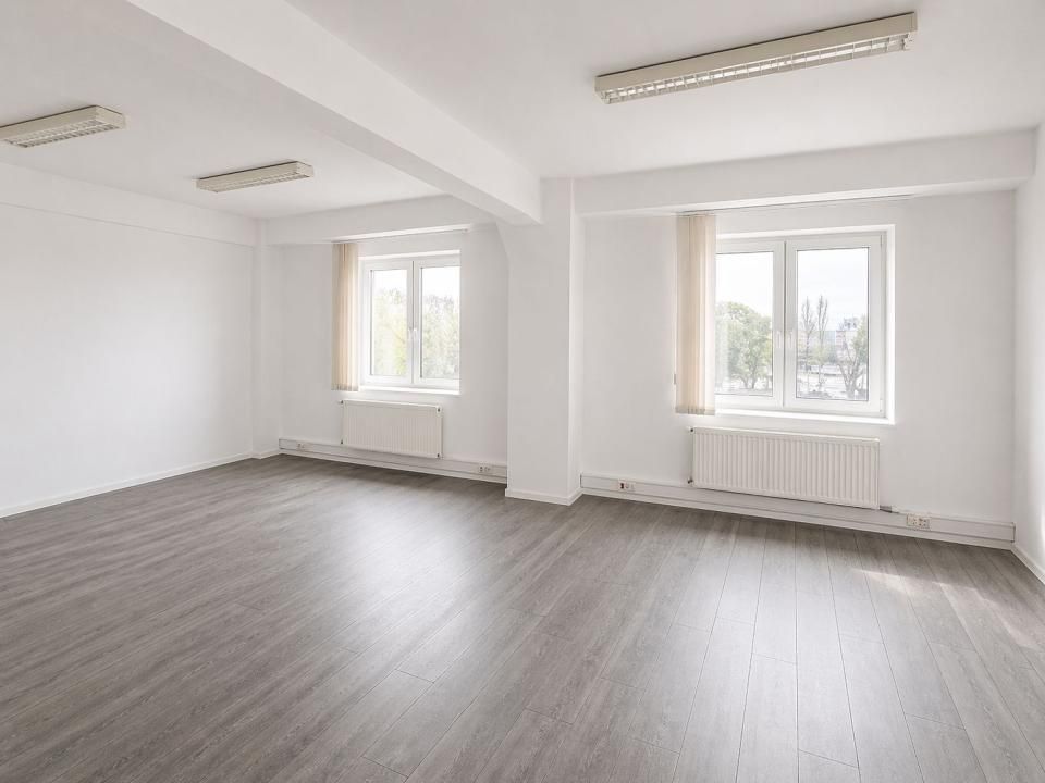 Cladire de birouri cu spatiu de productie de vanzare, Oradea, Bihor – fotografia 5 din 6