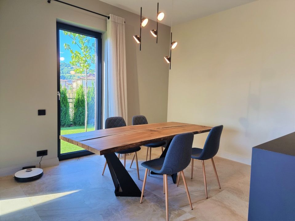 Eleganta, intimitate si tehnologie – casa premium in cartierul Terra – fotografia 14 din 32