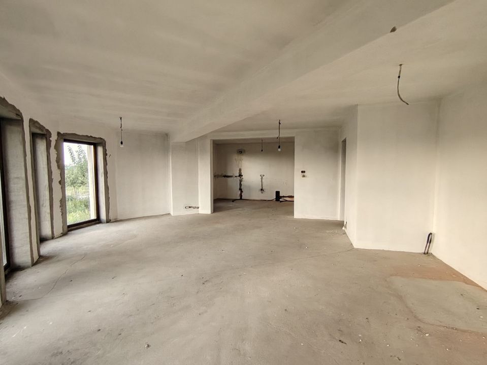 Casa individuala 5 camere cu teren de 747 mp in Sanandrei – fotografia 1 din 23