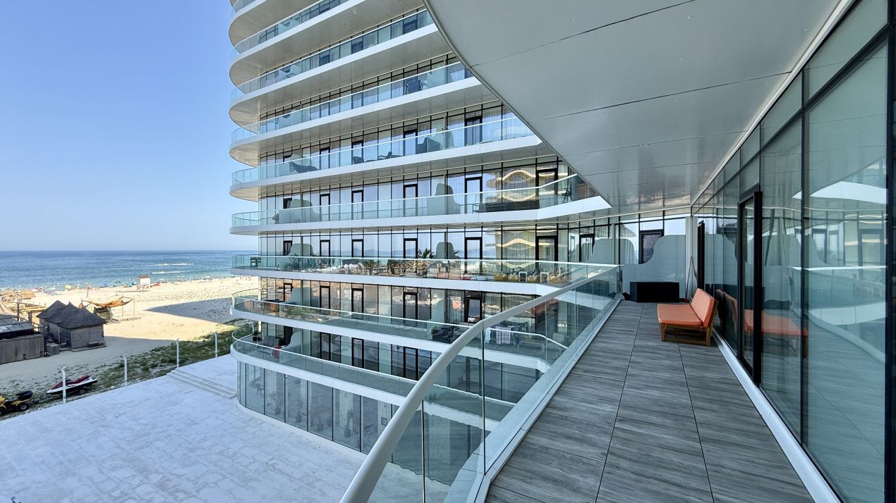 Apartament cu 3 camere direct in prima linie la mare White Sea – fotografia 56 din 58