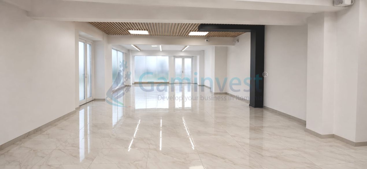 Spatiu comercial cu vizibilitate de inchiriat in Oradea, Cartierul Nufarul – fotografia 1 din 8