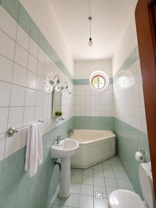 Casa ultracentrala de vanzare in Oradea, singur in curte, teren 500 mp – fotografia 6 din 6