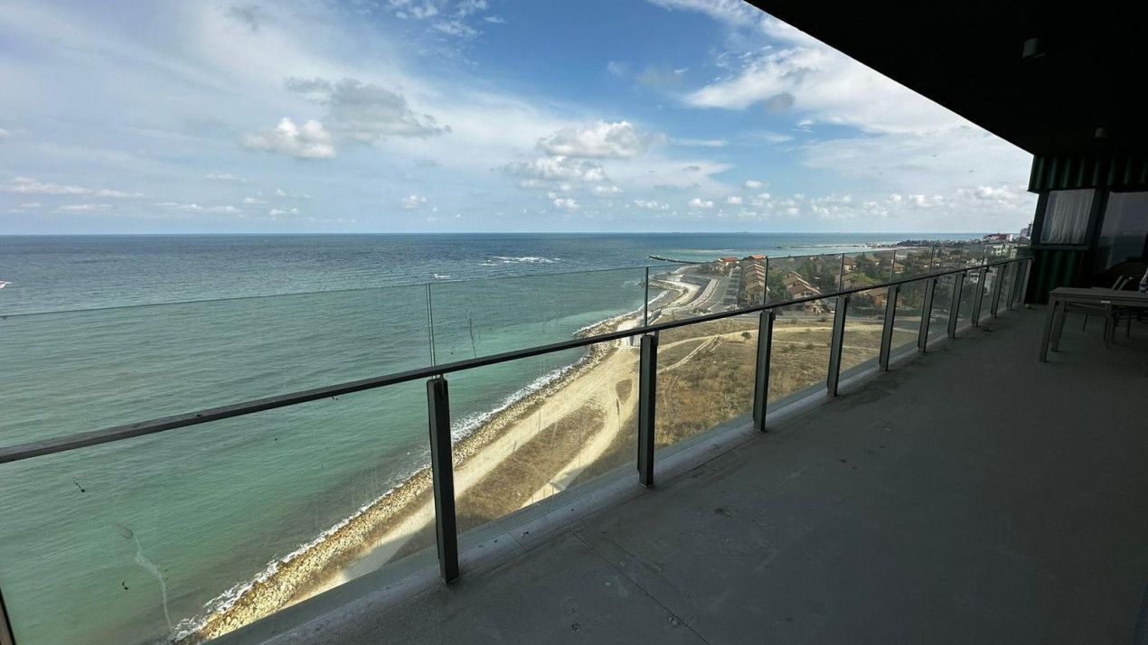 Apartament de vanzare Constanta zona Faleza Nord vedere frontala la Marea Neagra – fotografia 19 din 23