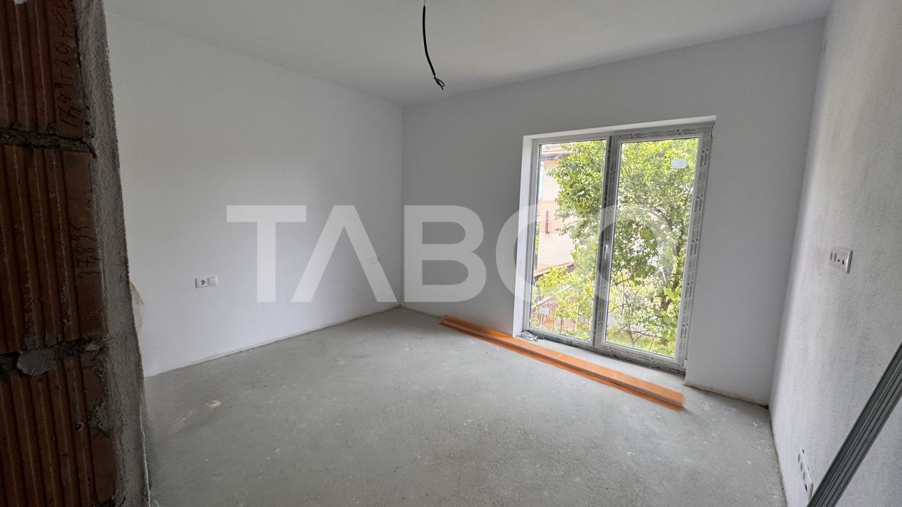Casa spatioasa cu 4 camere si 3 bai de vanzare 254mp Turnisor – fotografia 5 din 9