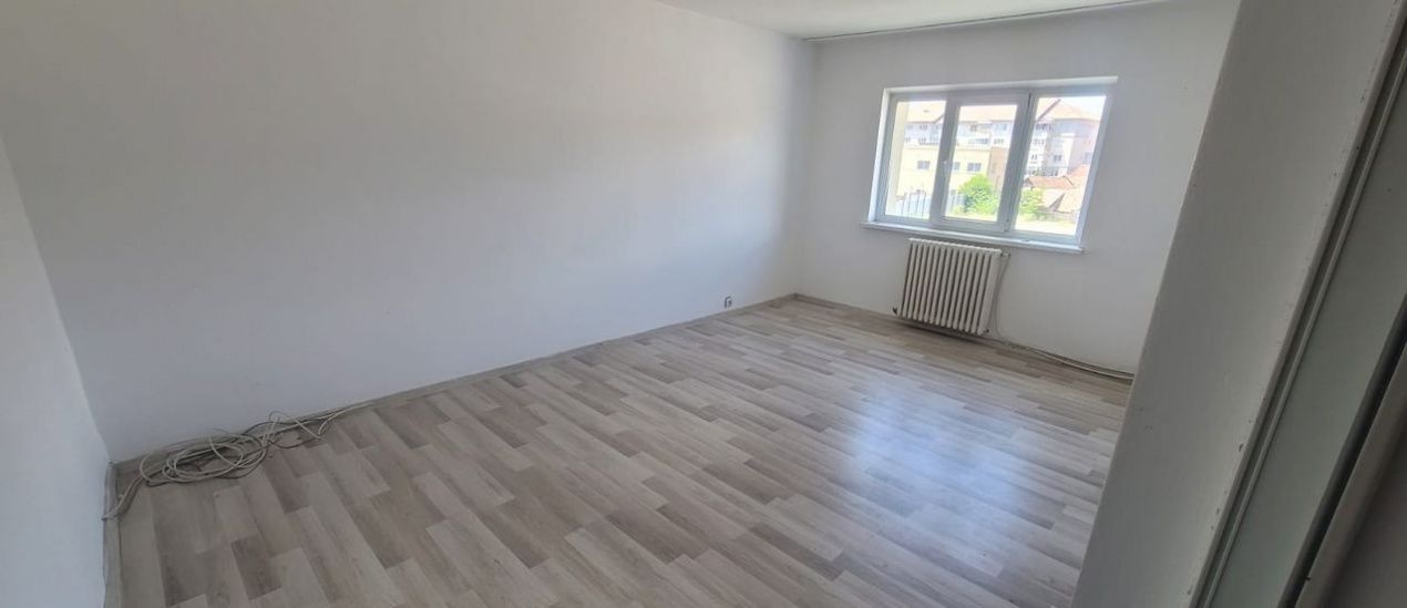 APARTAMENT 2 CAMERE DE VANZARE I DECOMANDAT I ETAJ 2 I ZONA DEDEMAN – fotografia 1 din 5