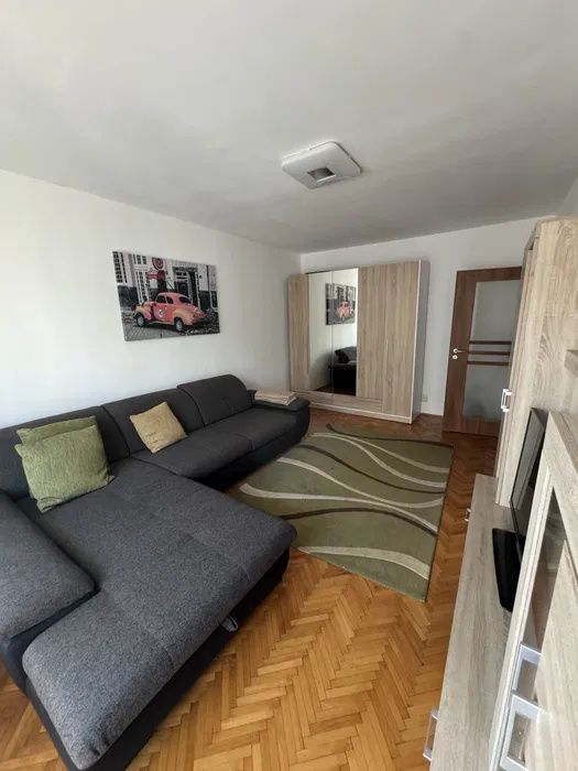 Apartament 2 camere | decomandat | etaj 1 | zona Decebal – fotografia 2 din 8