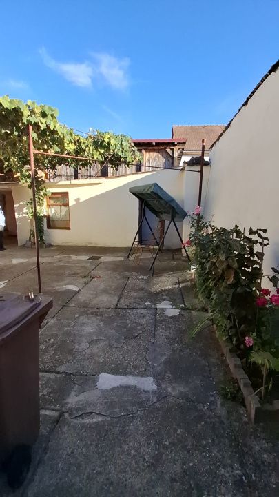 Casă individuală cu demisol + parter • 130 mp utili • Curte 237 mp • Garaj. – fotografia 5 din 25