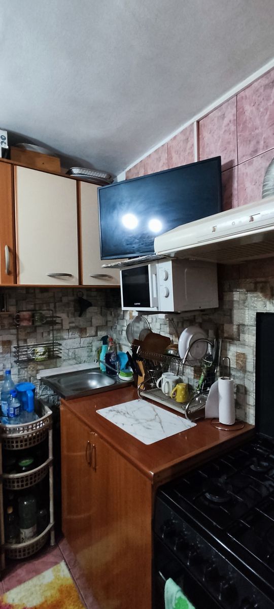 Garsonieră cochetă, mobilată, vedere panoramică, parcare inclusă – fotografia 6 din 9