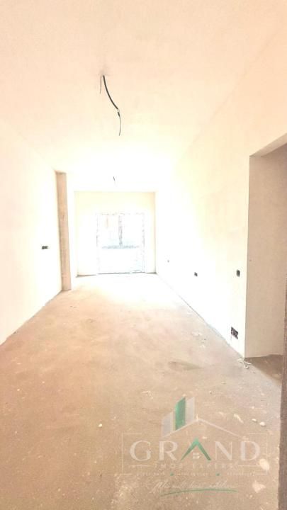 Oportunitate ! Apartament 4 Camere | Semifinisat | Logie 10 MP | Floresti – fotografia 10 din 27