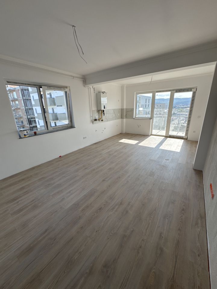 🔑 Apartament 3 camere / 2 bai / etaj 3 / 95 mp / parcare + boxa / ZONA CETATII – fotografia 1 din 5