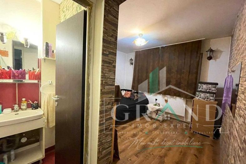 Ap 4 camere | 2 băi | Balcon | zona Mănăștur/Primăverii – fotografia 5 din 8