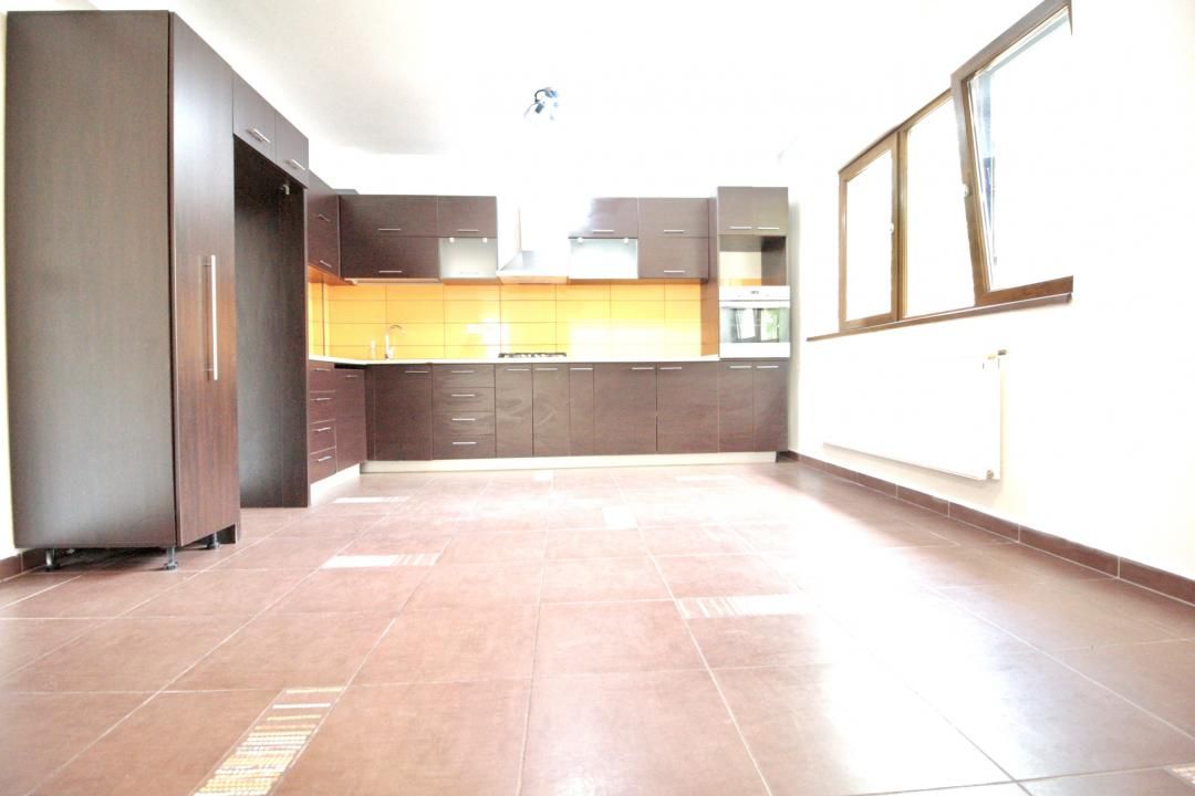 PRELUNGIREA GHENCEA-LIDL, APARTAMENT IN VILA 2010, CURTE 300 MP SI PARCARE! – fotografia 5 din 34