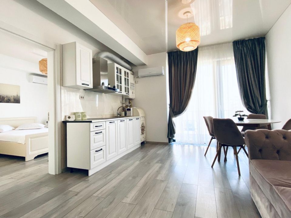 Locuința perfectă la mare 2 camere, design elegant balcon spațios – fotografia 14 din 21