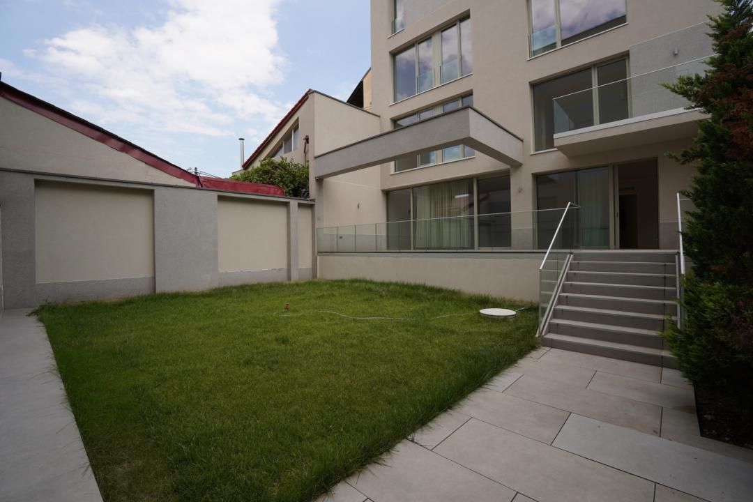 Clădire 9 Camere | 398 MP | Grădină 98 MP | 4 Parcări | Dorobanți – fotografia 2 din 24