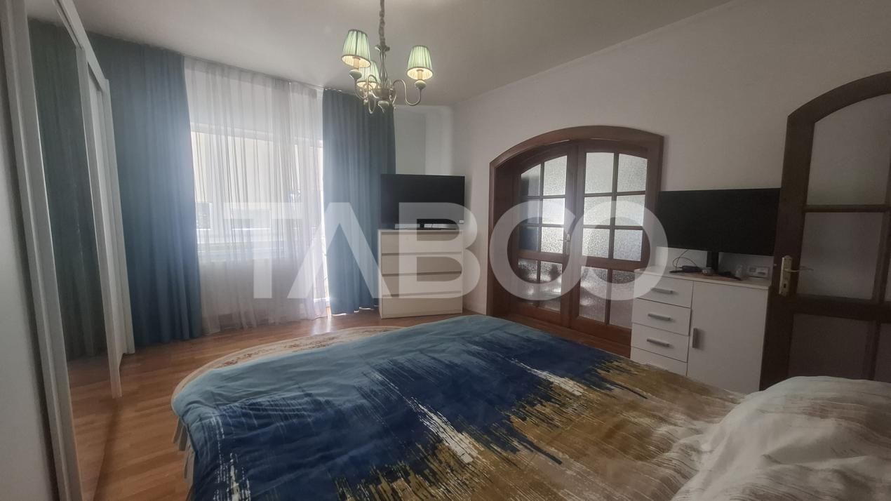 Apartament 4 camere 155 mp 2 balcoane garaj inchis Central Sibiu – fotografia 4 din 11