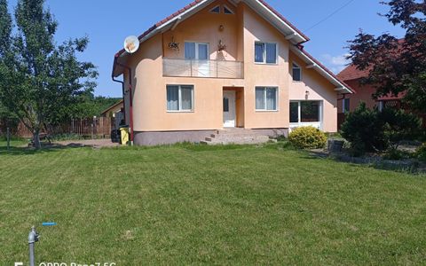 Casă vilă de vânzare în mun. Reghin, zona Unirii. 0 comision