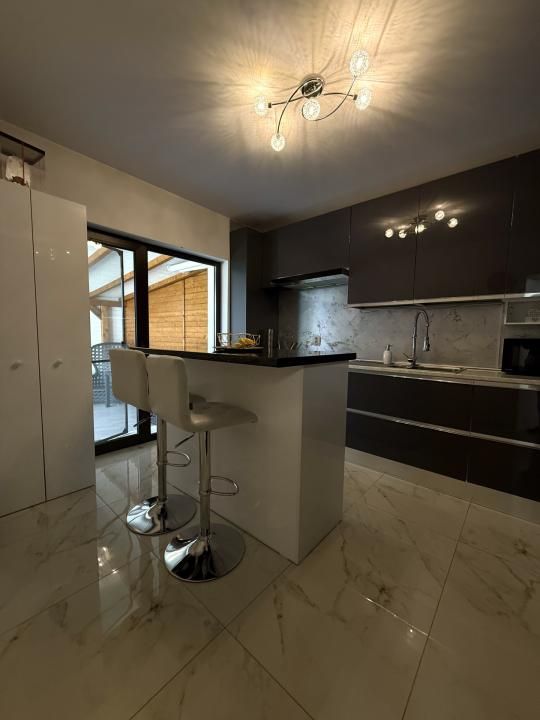Duplex la cheie zona Sesul de Sus ,strada privata cu bariera . – fotografia 6 din 19