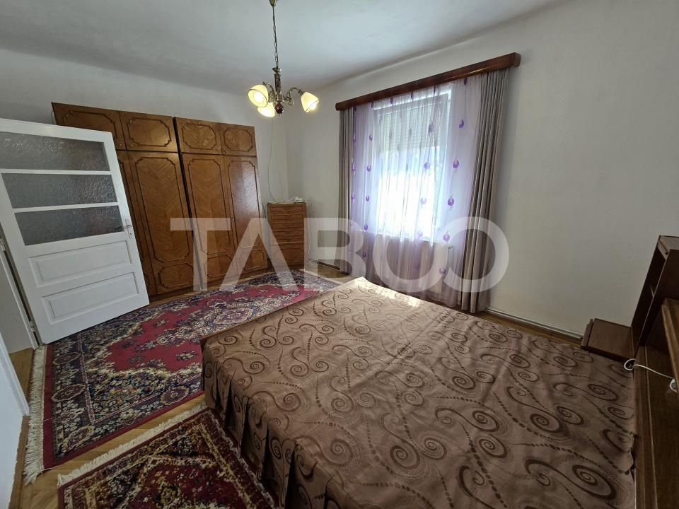Casa individuala de vanzare cu teren 237 mp garaj in zona Lupeni Sibiu – fotografia 17 din 32