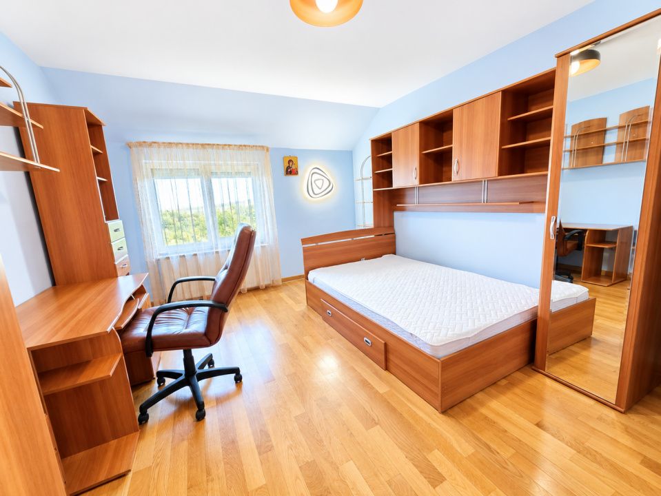 Casa individuala | mobilata, utilata | Europa – fotografia 17 din 20