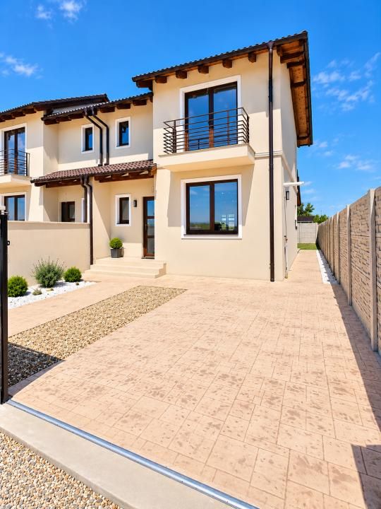 Duplex, 95mp Utili, 250mp Teren, 4 camere, Constructie noua - Sacalaz – fotografia 2 din 8