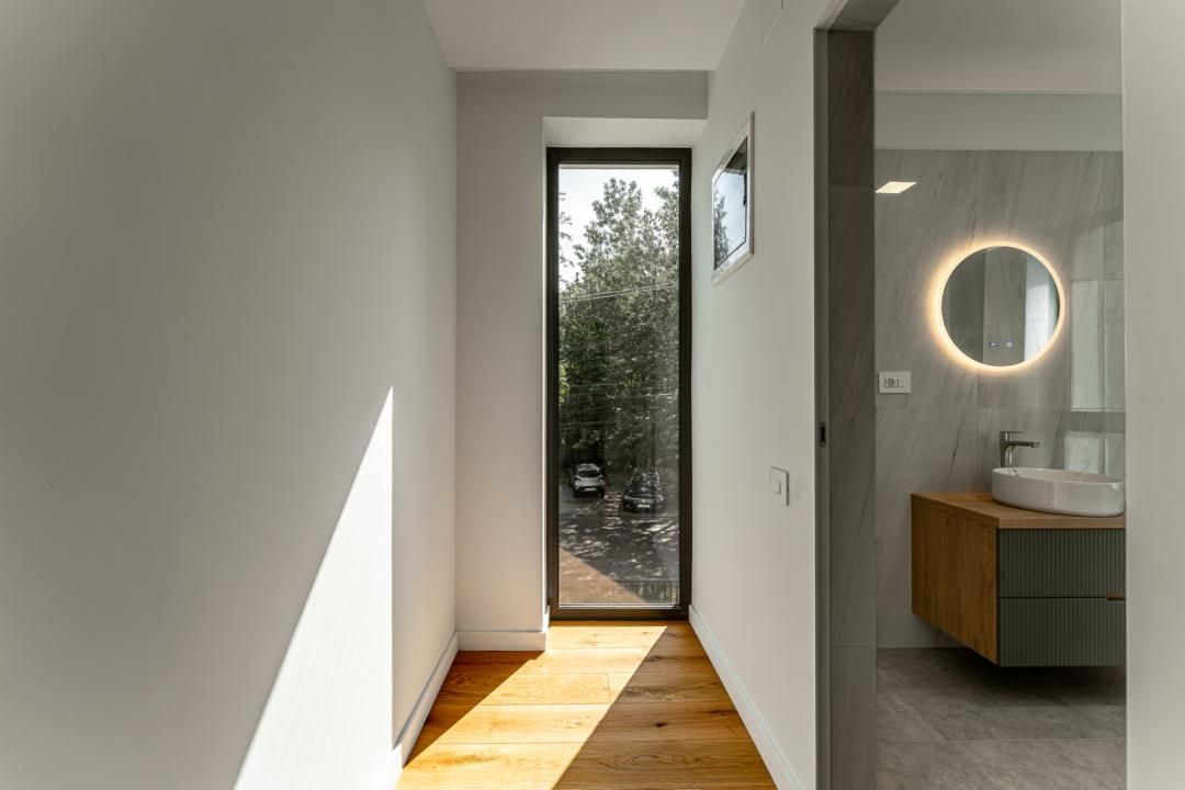 Vila individuala langa Lacul Baneasa | 6 camere, lift interior – fotografia 19 din 22