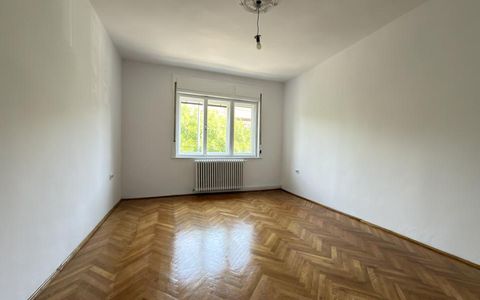 Apartament 3 camere, 92mp, etaj 1 - zona Iosefin