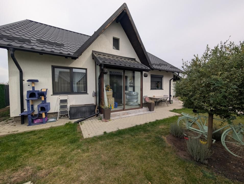 Casa Lilieci amenajata modern, mobilată - utilata – fotografia 5 din 13