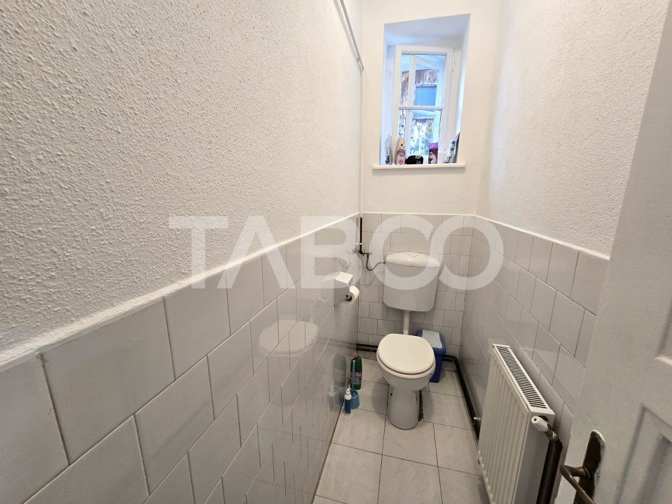 Apartament decomandat 4 camere 130mpu pivnita acces auto Orasul de Jos – fotografia 21 din 30