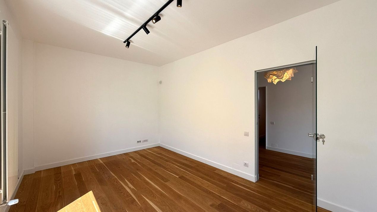 Spatiu birou 80mp, cart.Manastur, str.Campului, parcare, terasa, aer conditionat – fotografia 5 din 12